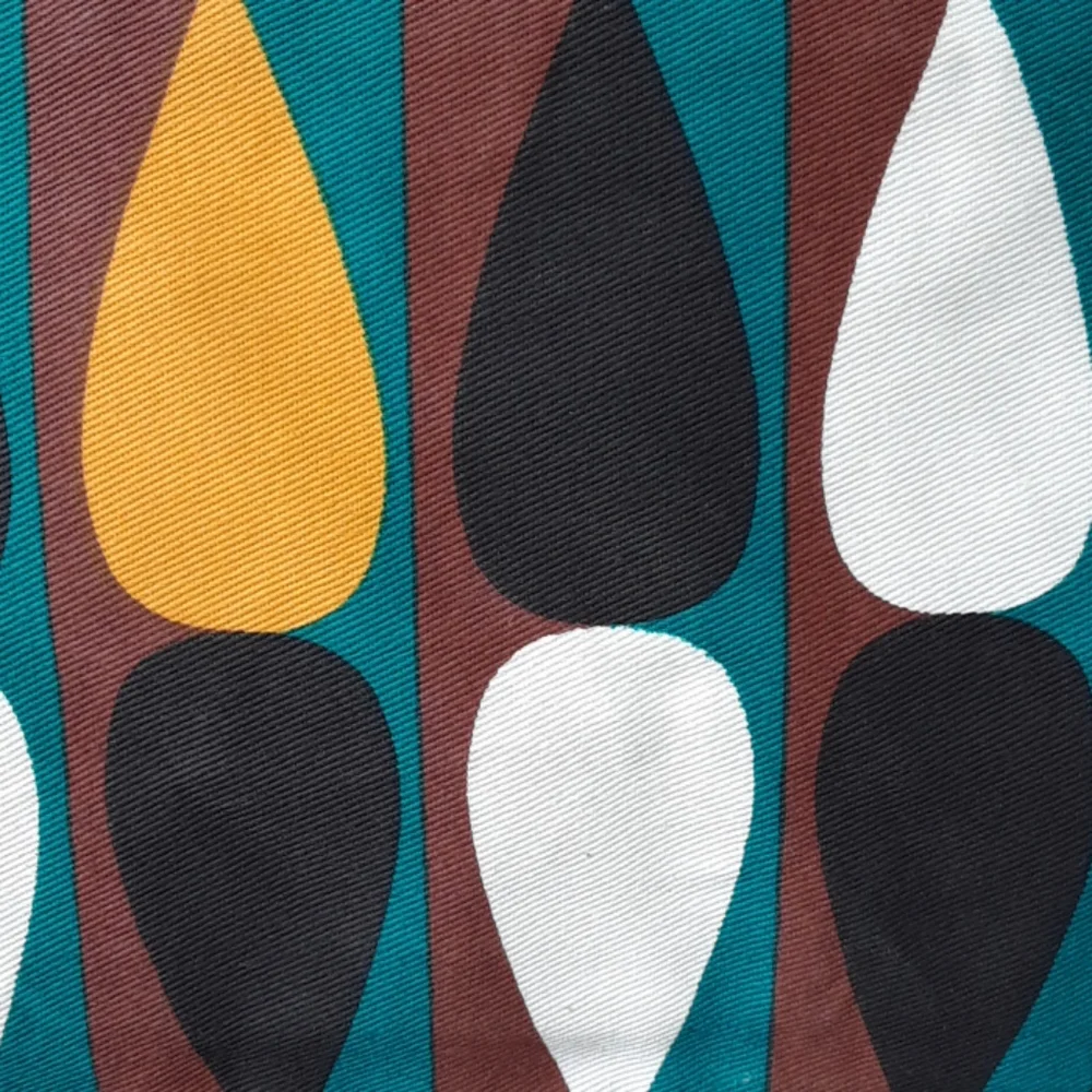 NEW H&M cosmetic clutch Tear drop print